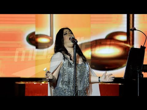 يسرا محنوش تتألق في عيد المرأة على ركح قرطاج