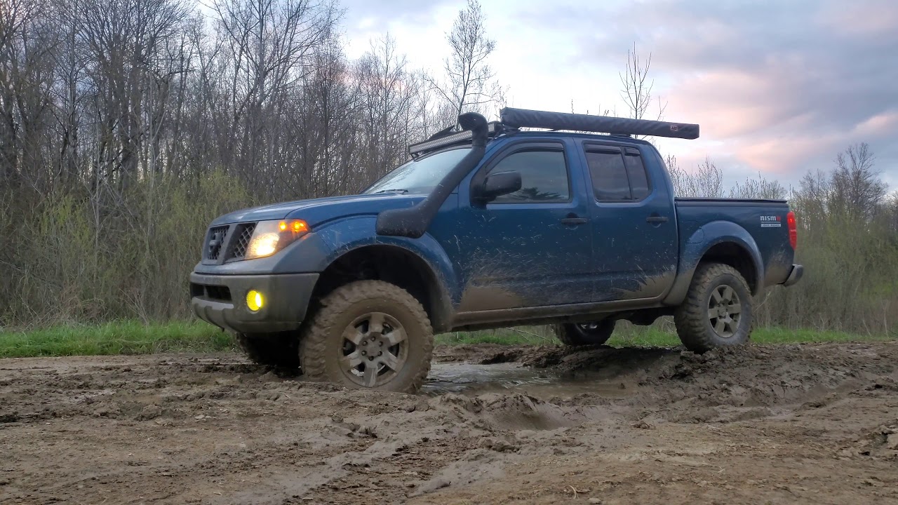 Nissan Frontier off road / mudding - YouTube