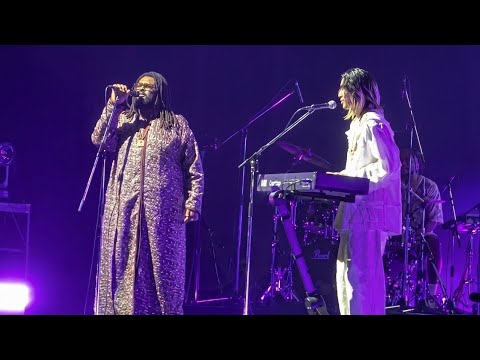 【Summer Sonic 2026】Elmiene×藤井 風、「Comets + Gold」初披露！奇跡の共演に会場熱狂 // Ari green