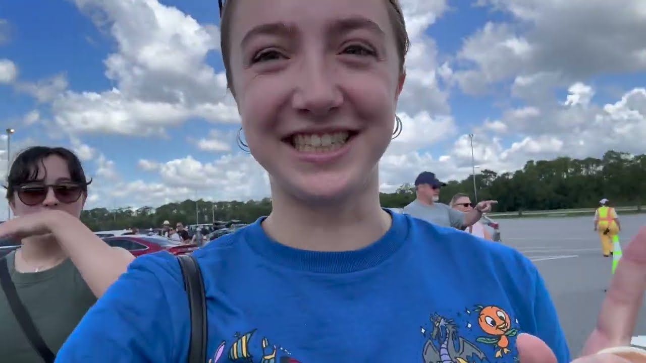 DCP Week 8: Epcot & Solo Park Night!