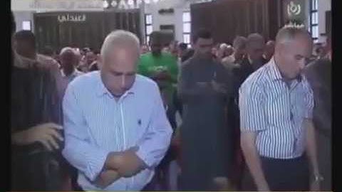 تلاوة الشيخ محمد رشاد الشريف عمره 90 سنه يؤوم المصلين ماشاءالله