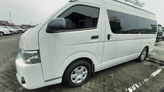 Belajar Mengemudi Toyota Hiace