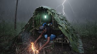 3 VÍDEOS, 3 DESAFIOS: Revivendo as mais INTENSAS TEMPESTADES no coração da SELVA! Retrospectiva 2025
