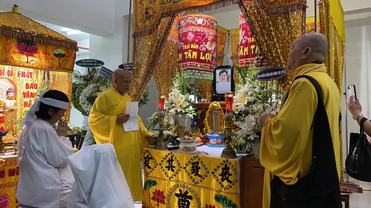 LIVE: Lễ di quan nghệ sĩ Nguyễn Chánh Tín. Thi hài sẽ được hoả táng tại nghĩa trang Đa Phước