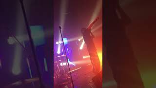 STUCKINMYBRAIN Live // Chase Atlantic // phases tour Resimi