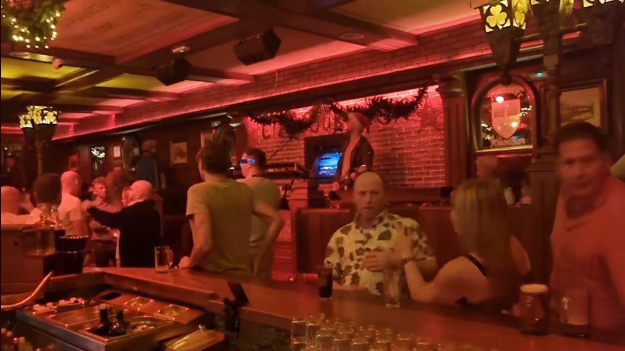 Тенерифе, Лас-Америкас. Ночная жизнь - Оказался в пабе 