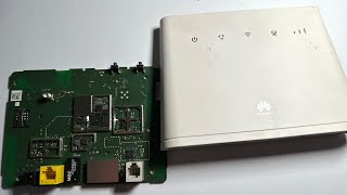 Huawei Lite B311s 220 4G LTE Router Disassembly