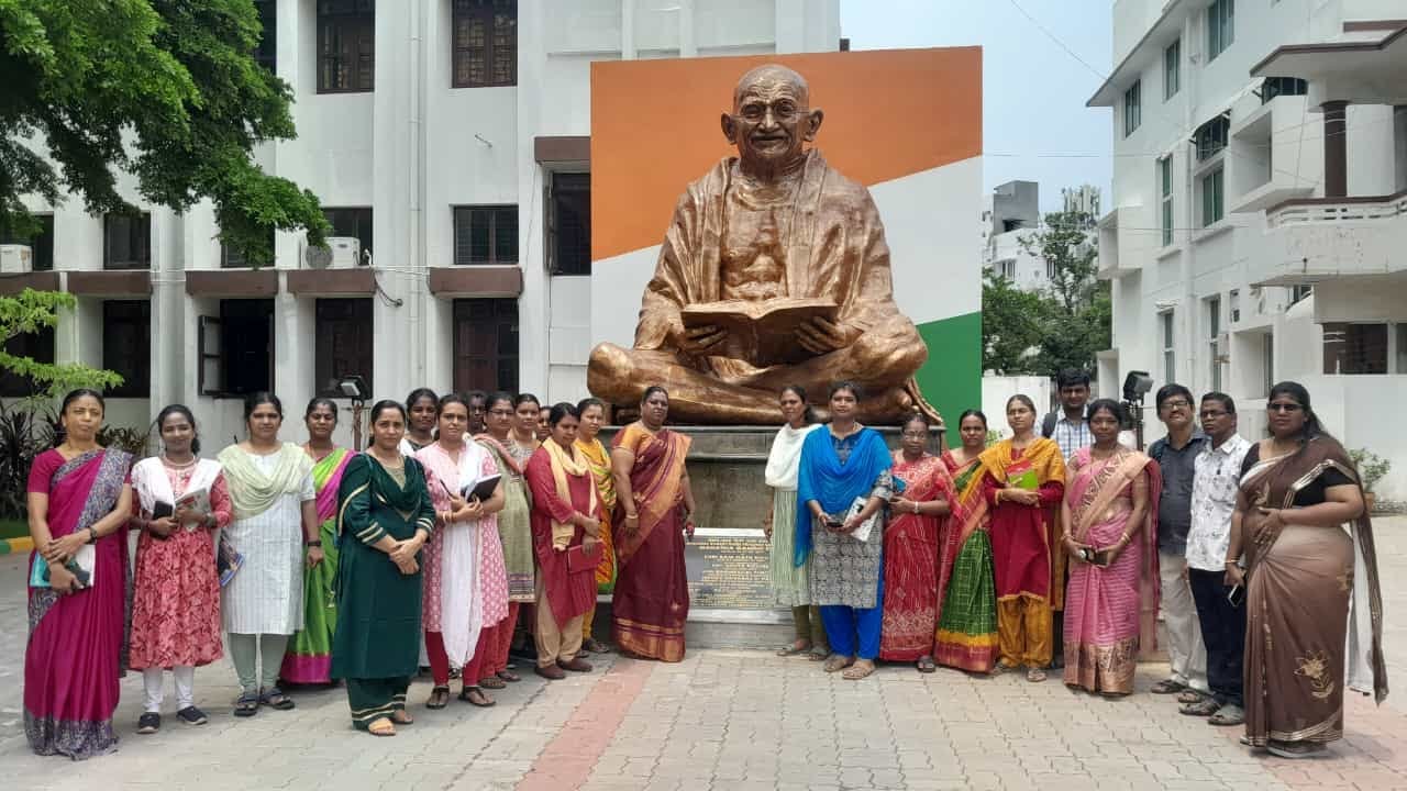 KRM Public School, Chennai Teachers Educational Field Trip to Dakshina