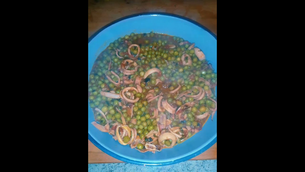 Totani in umido con piselli