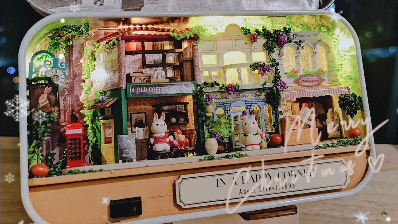 Tin Box Theatre - In a Happy Corner [Timelapse] Miniature model - YouTube
