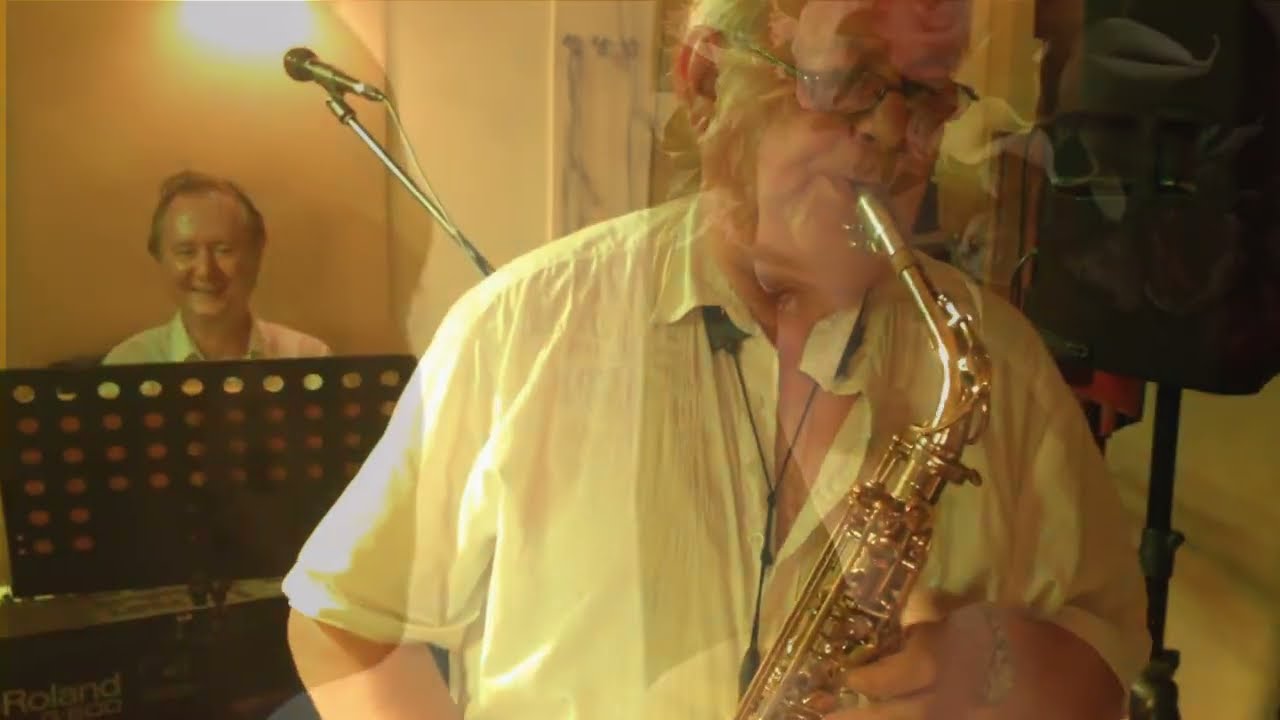 A.N.T.  zenekar - Az első szerelem