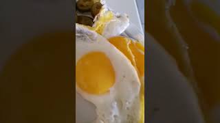 fried egg?? egg almusal toast food
