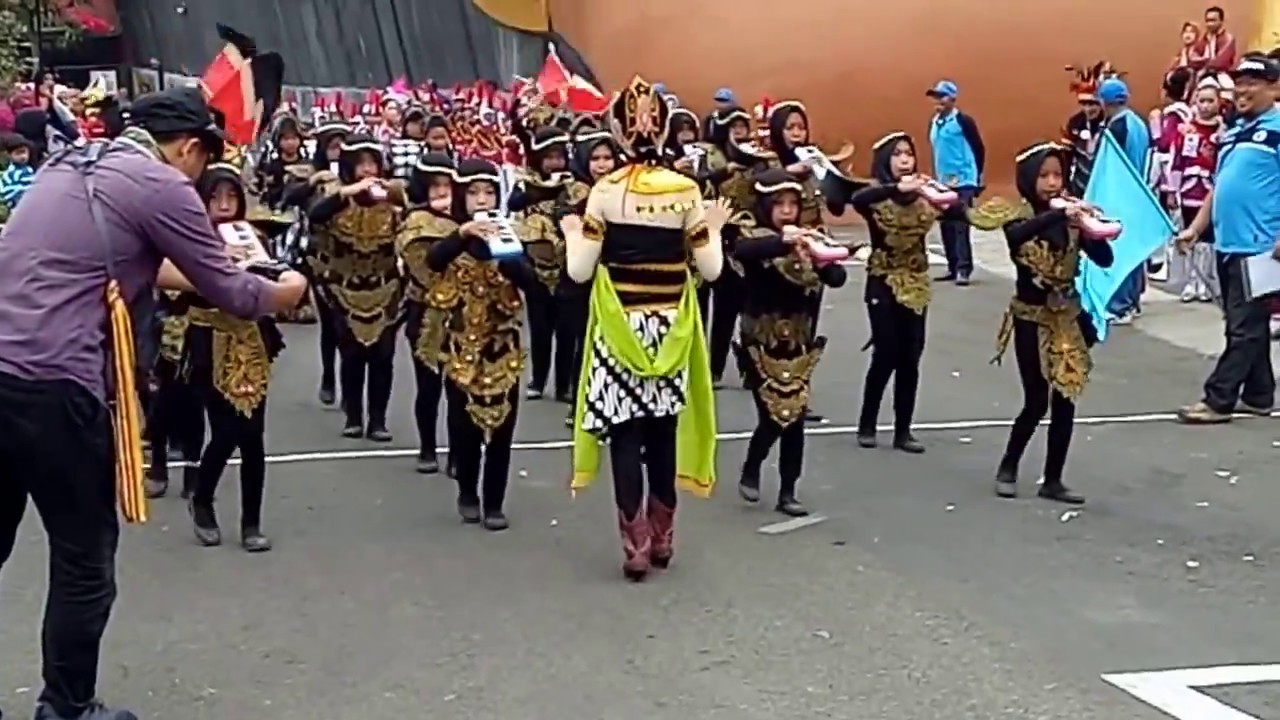 Gema Nada Al Hidayah (MI Al Hidayah Wajak) - Jawa Timur Park 1