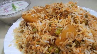 Matar Aloo ki Biryani With Special Raita| Veg Chat Pati Biryani Recipe| by Super Kitch
