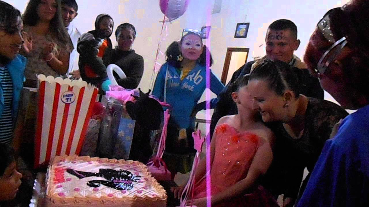 NUBECITAS EN EL PASTEL CANTANDO LAS NUBE-MAÑANITAS DE VANNYA EN SAN GABRIEL JAL. VANNIA 14-FEB-15