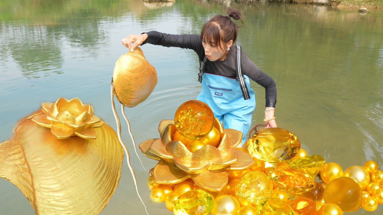 Pearl-Packed Giant Mussel Awaits Girl's Discovery During Exciting River Treasure Hunt Adventure