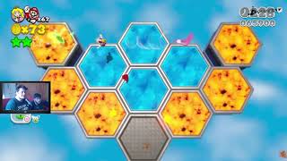 Super Mario 3D World - Mundo Flor-10 - Paseo hexagonal en el cielo azul screenshot 2
