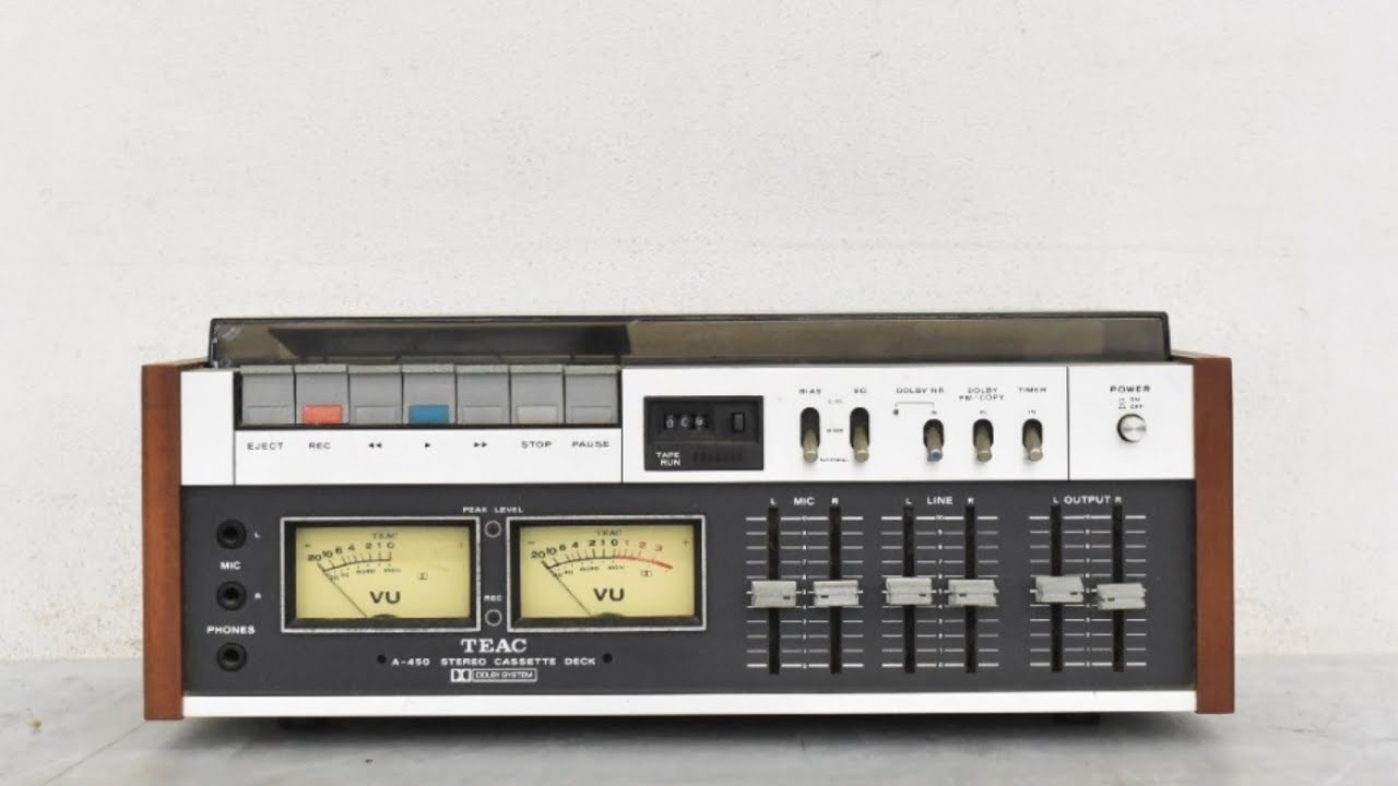 TEAC A-450 カセットデッキ〈ジャンク扱い〉 vintage TEAC A-450 Cassette deck (売却済) 購入者から連絡ありました