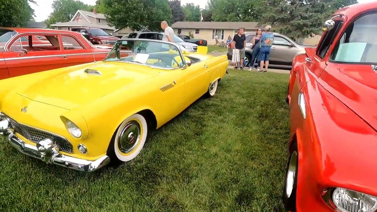 car show in waite park Mn today i sped up the ride because of the wind