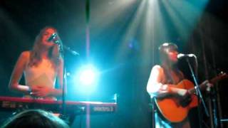 First Aid Kit - Fleet Foxes cover Fleche d or Paris 07 04 2010