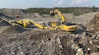 Keestrack b7(sandvikcj412) jaw crusher + keestrack k7 screen. Komatsu pc490 excavator feed crusher