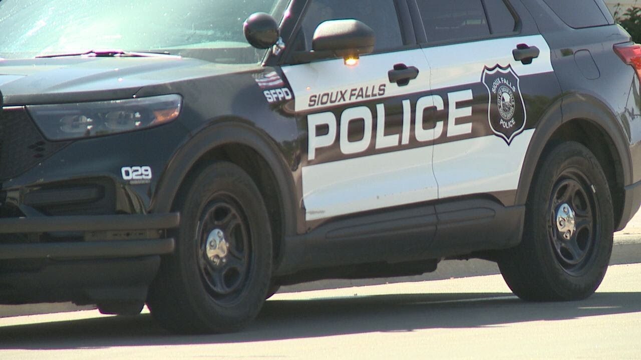 Arrest made after morning standoff in Sioux Falls - YouTube
