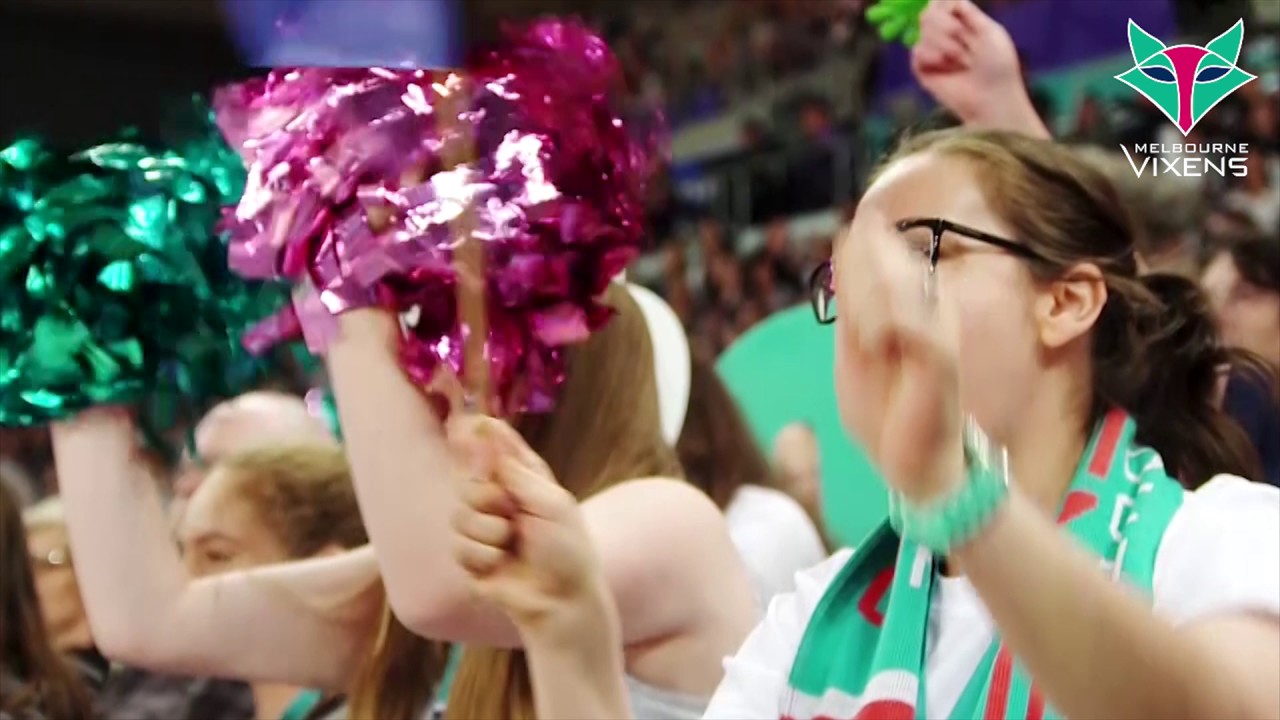 Behind the Scenes - Walk to the court