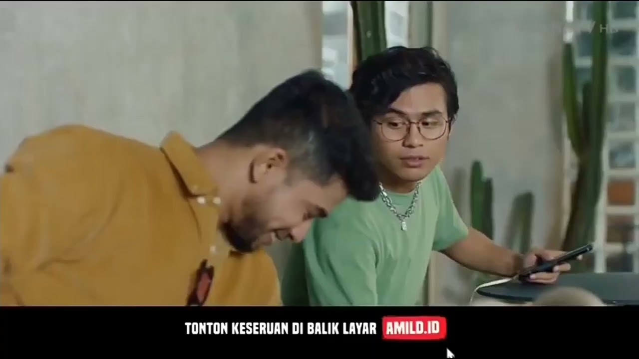 Iklan Rokok A Mild Bukan Main - Warganya Bukan Main (Versi Charging) (2023)