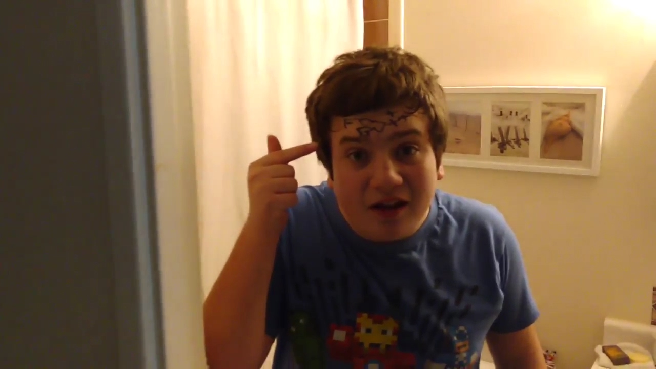 5 HILARIOUS BUT MEAN PRANKS TO PULL ON YOUR FRIENDS! YouTube