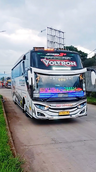 PENGAWALAN VOLTRON QQ TRANS , #telolet #busmania #basuri #shorts #basuriv3 #bus #buspariwisata