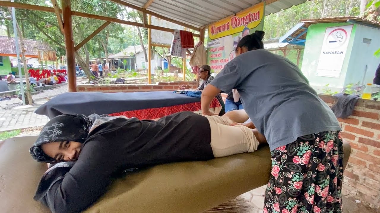 ADOH2 TEKAN KENE MUNG PENGEN PIJET TOK KARO TUKU PENTOL , MAKASIH BU DANRAMIL