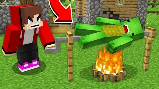 JJ HURT and COOKED Mikey in Minecraft! - Maizen