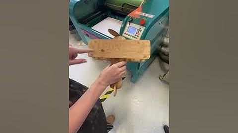 How to use the Boxford laser cutter: 2d design to RG works.