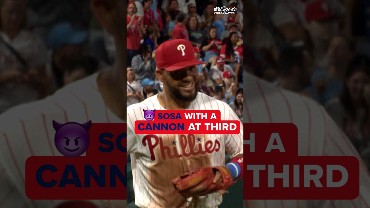 Edmundo Sosa shows off his arm at third. 💪
