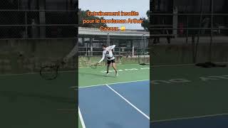 L'incroyable entraînement du tennisman professionnel Arthur Cazaux 👊😜 #rugby #tennis #humour #sports