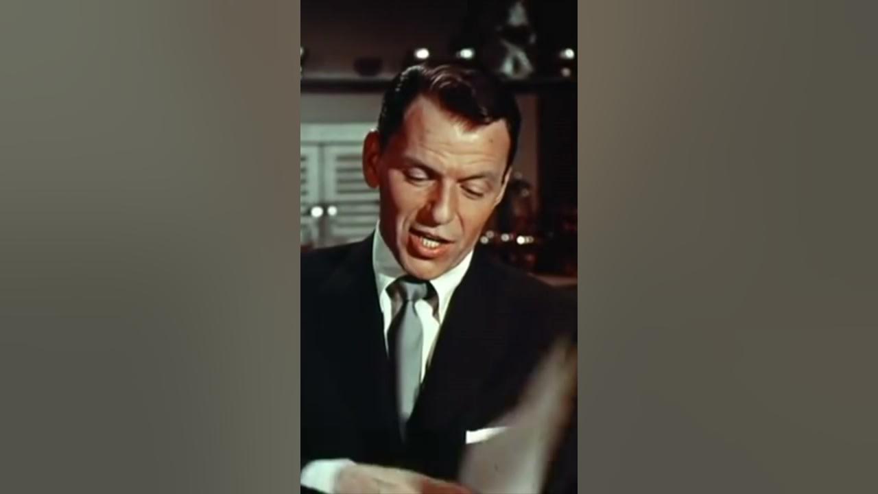 Frank Sinatra - "Santa Claus Is Coming To Town"