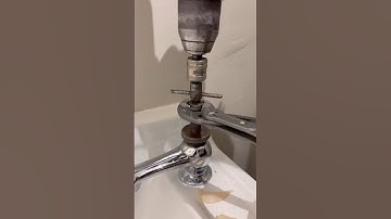 How to fix a dripping tap! #asmr #asmrsounds #howto #diy #tools #subscribe #youtubeshorts #best