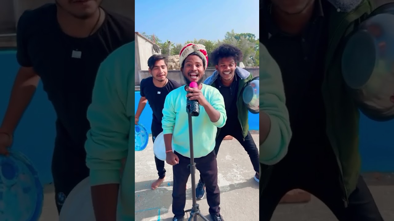 ￼￼￼ raat mein dekhne  bohot ￼￼ 😂