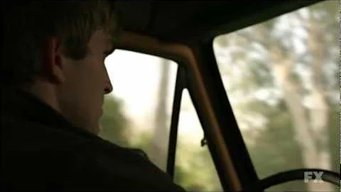 Justified Season 3 - Quarles goes bananas on the p...
