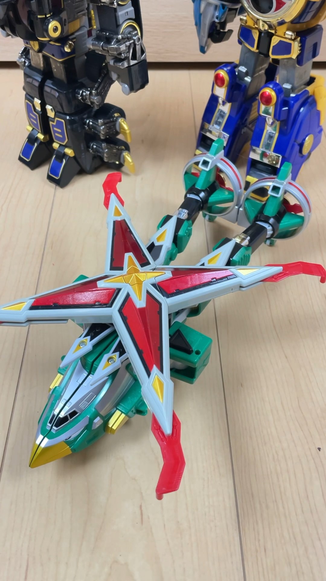 Tobot] Subway Deformation Robot Metron KORAIL - YouTube