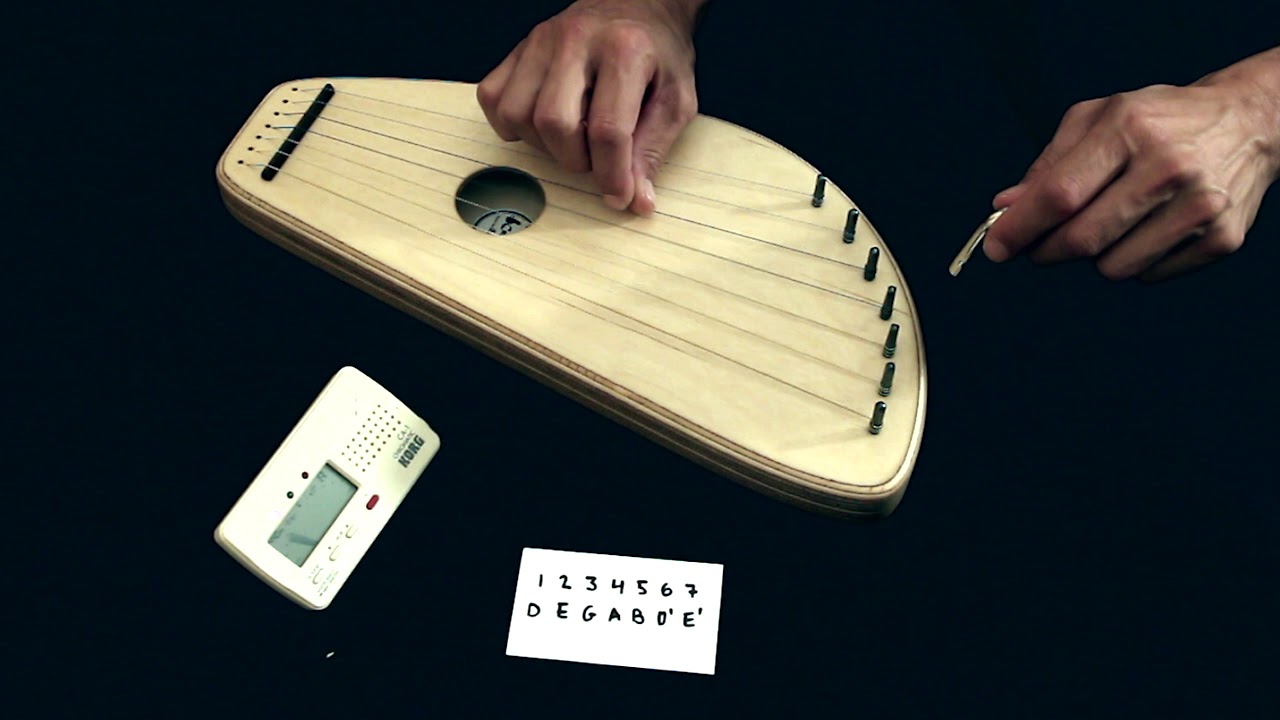 tuning pentatonic lyre - Calabasi