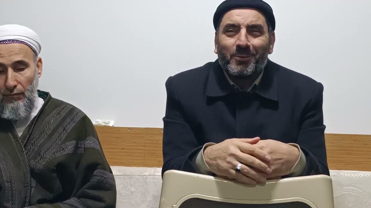 مع الشباب ومن أكبر مشاكلهم الجهل بالدين .Bernama Cîwanan:Di van salê dawîyê de pirsgirêka sereke di 