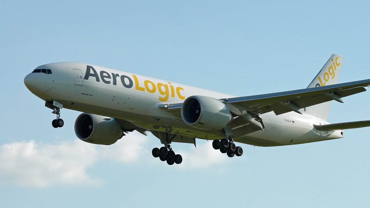 Busy Afternoon Plane Spotting at East Midlands Airport - DHL Cargo Hub, 747, 757, 767, 777, A300