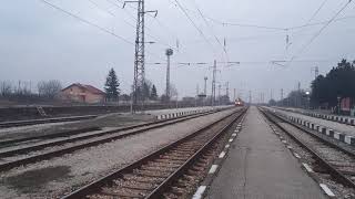 БВ 1614 с локомотив 44002. През гара Крумово.