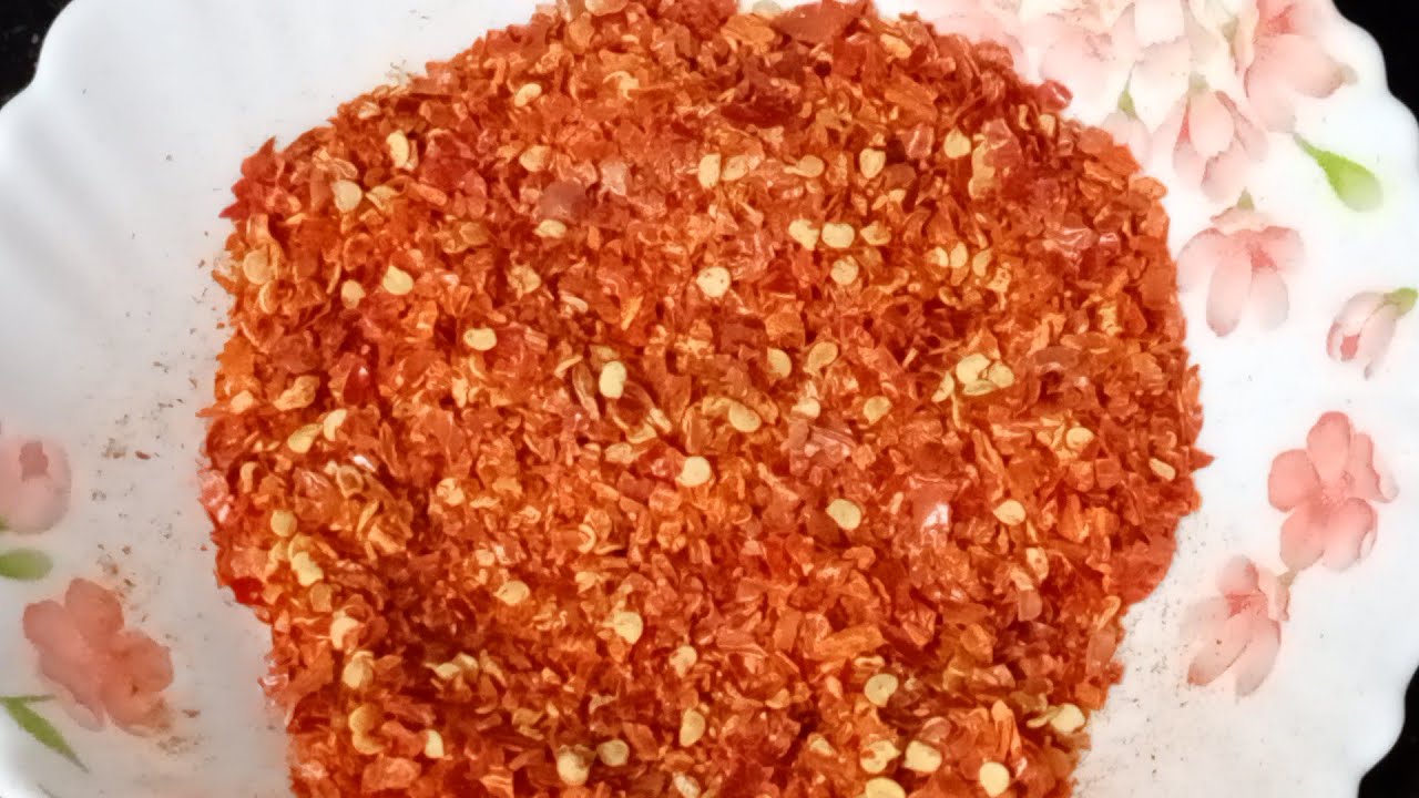 Home made Chilli Flakes Recipe / Chilli Flakes Banane Ka Aasan Tarika