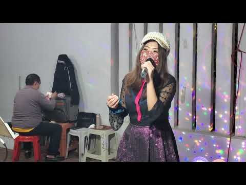冬雨妮妮🎤《千枝針刺在心》@ 廟街2021.12.06