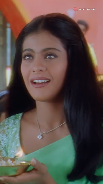 Raghupati Raghav Rajaram #kuchkuchhotahai #srk #kajol