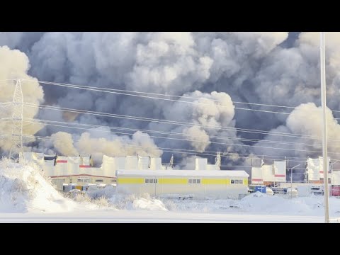 Бастрыкин поручил возбудить дело по факту пожара на складе в Петербурге