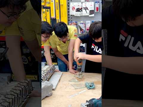 Khoan kính với mũi khoan chuyên dùng DIAGER