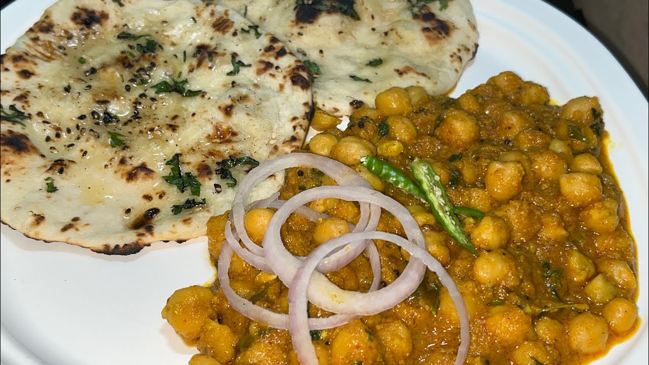 Amritsari chole kulcha | authentic chole | punjabi dish - YouTube